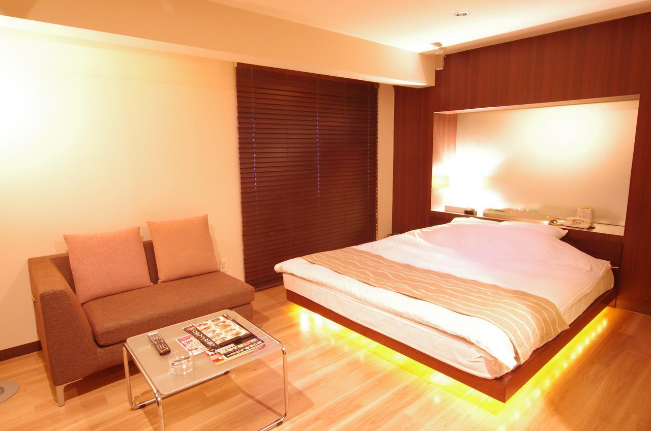 Blue Hotel Octa (Adults Only) Сапоро Екстериор снимка