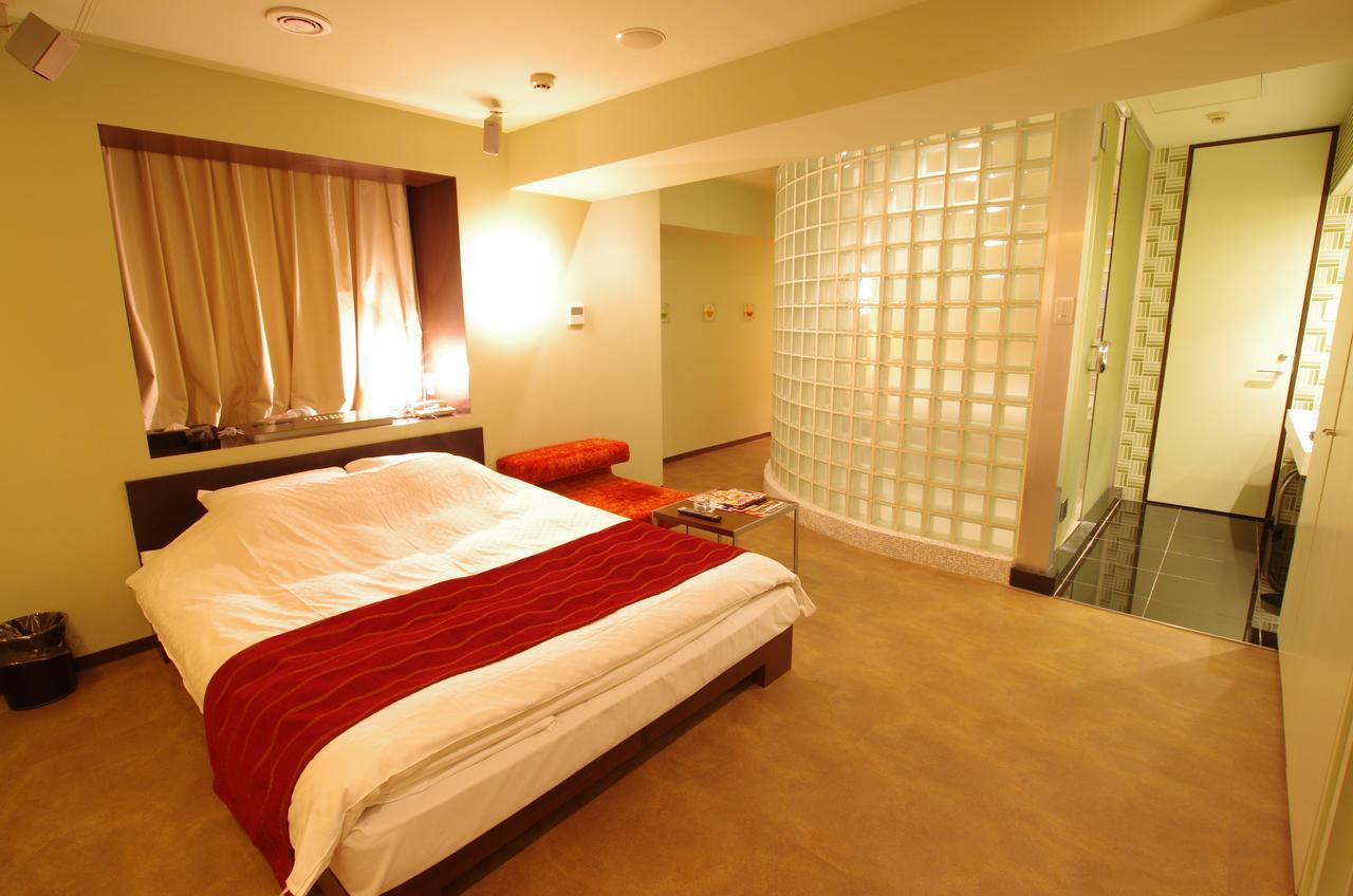 Blue Hotel Octa (Adults Only) Сапоро Екстериор снимка