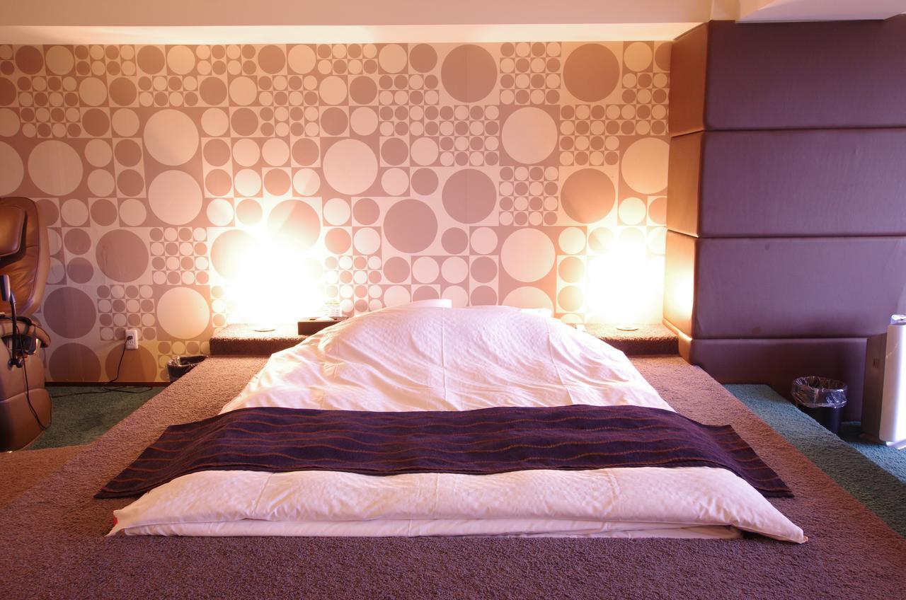 Blue Hotel Octa (Adults Only) Сапоро Екстериор снимка