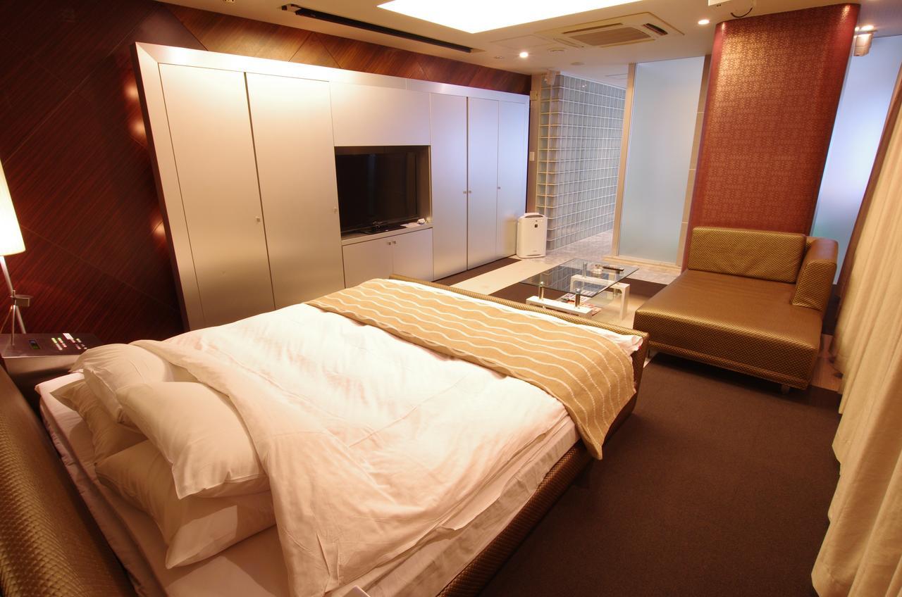 Blue Hotel Octa (Adults Only) Сапоро Екстериор снимка