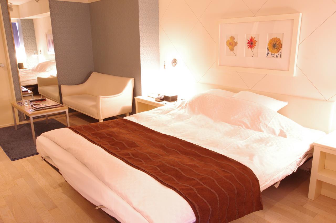 Blue Hotel Octa (Adults Only) Сапоро Екстериор снимка