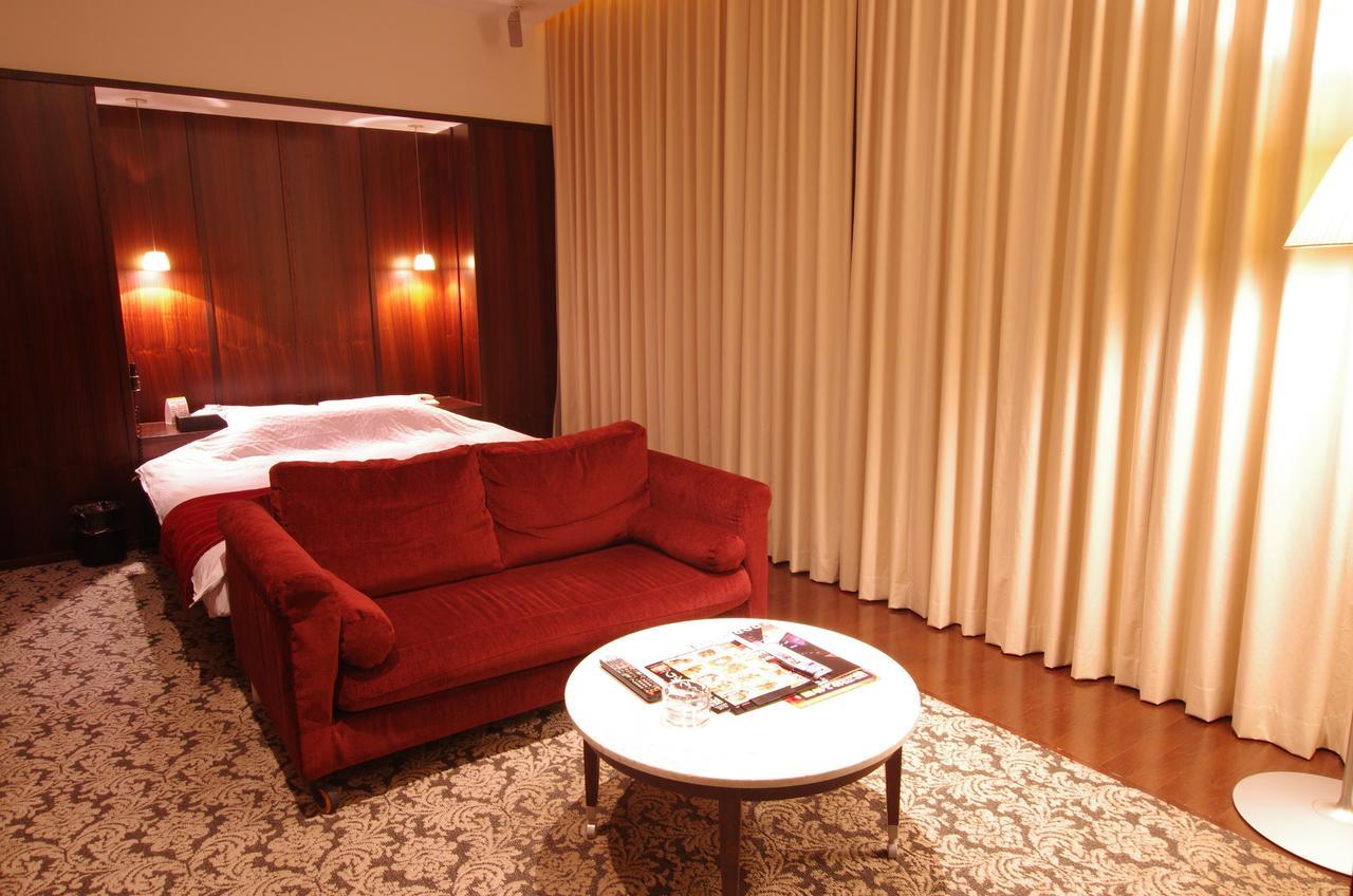 Blue Hotel Octa (Adults Only) Сапоро Екстериор снимка