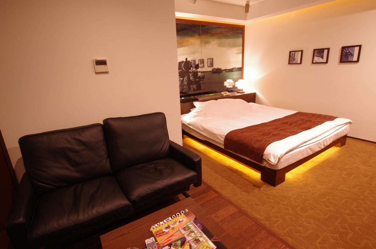Blue Hotel Octa (Adults Only) Сапоро Екстериор снимка