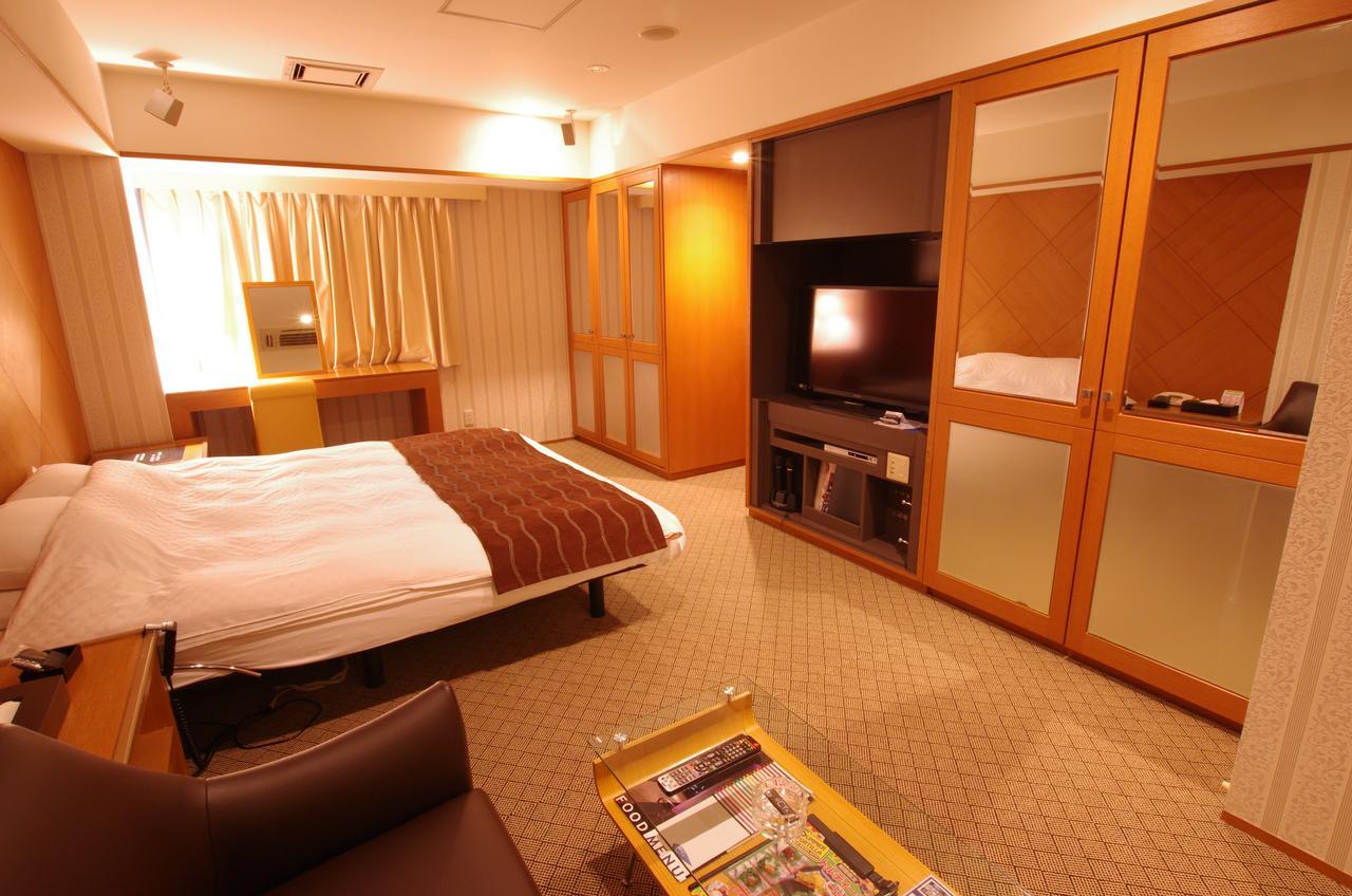 Blue Hotel Octa (Adults Only) Сапоро Екстериор снимка