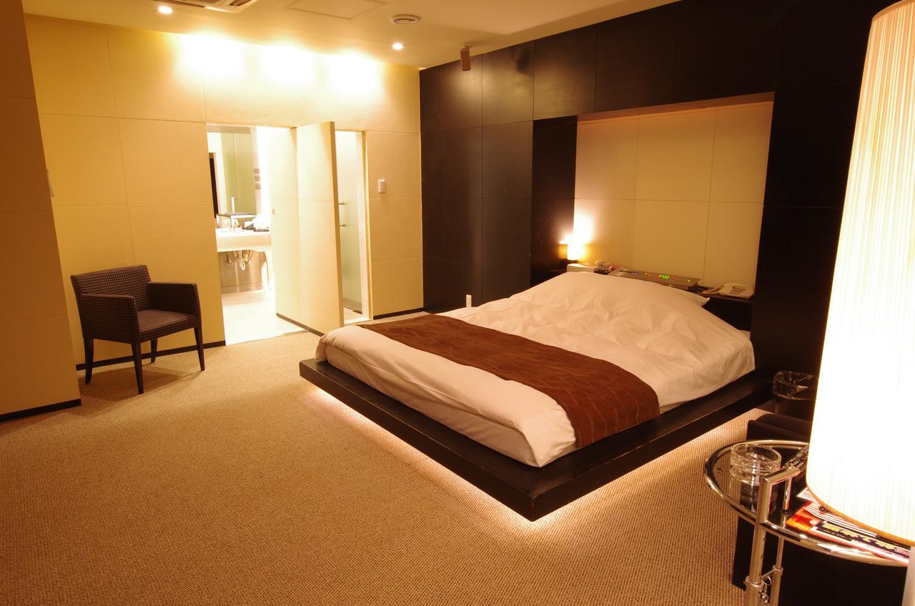 Blue Hotel Octa (Adults Only) Сапоро Екстериор снимка