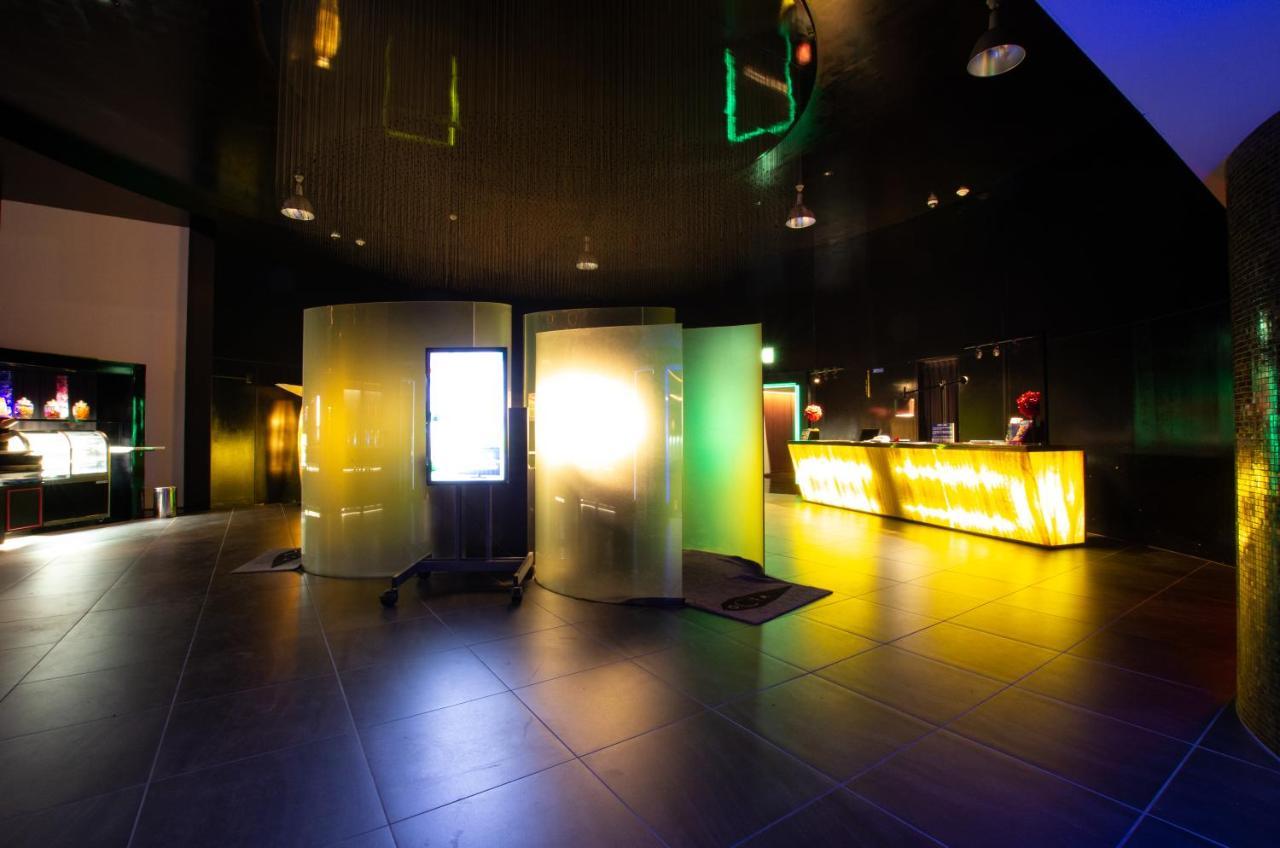 Blue Hotel Octa (Adults Only) Сапоро Екстериор снимка